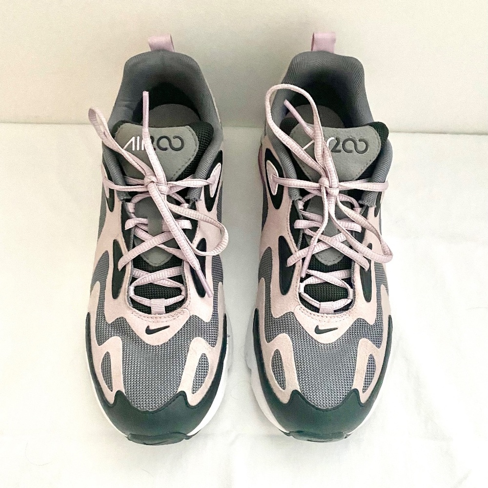 Purple Nike Air Max 200’s